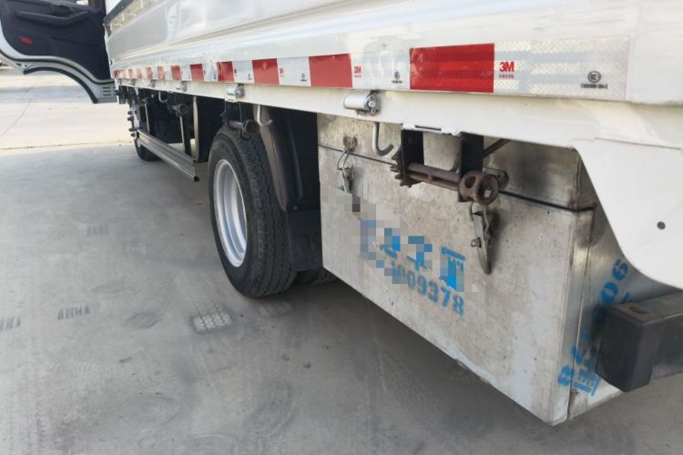 Used Feidi Ditu EF3 2024 Chongqing Innovision 56.67 kWh Flat-Type Battery Left Side Sill