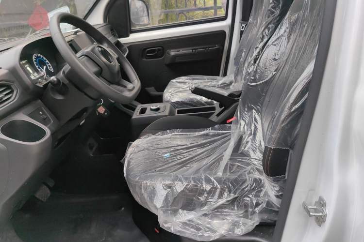 Used Feidi U6 2024 CATL 41.86 kWh Interior 1