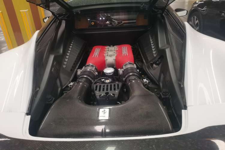 Used Ferrari 458 2011 4.5L Italia Trunk