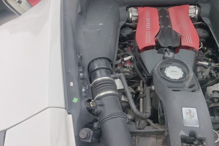 Used Ferrari 488 2015 488 GTB Engine Bay Left