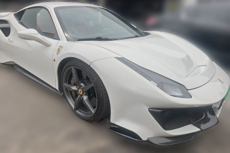 Used Ferrari 488 2015 488 GTB Front Right 45 Deg
