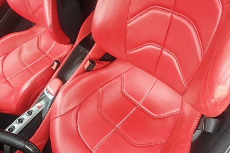 Used Ferrari 488 2015 488 GTB Left Front Seat