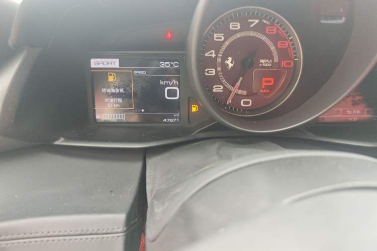 Used Ferrari 488 2015 488 GTB Odometer Close Up