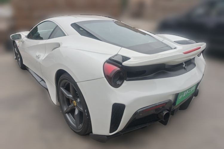 Used Ferrari 488 2015 488 GTB Rear Left 45 Deg