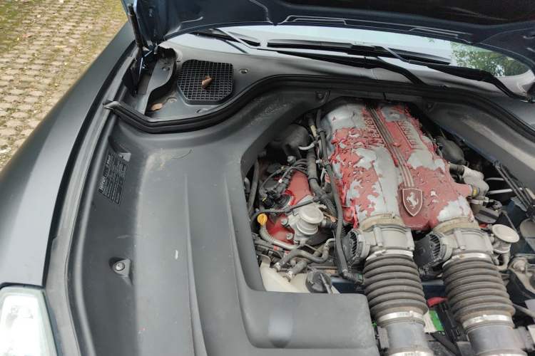 Used Ferrari California T 2009 4.3L Standard Edition Engine Bay Right