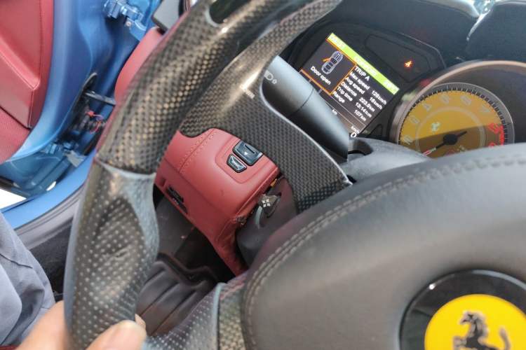 Used Ferrari California T 2009 4.3L Standard Edition Gear Lever