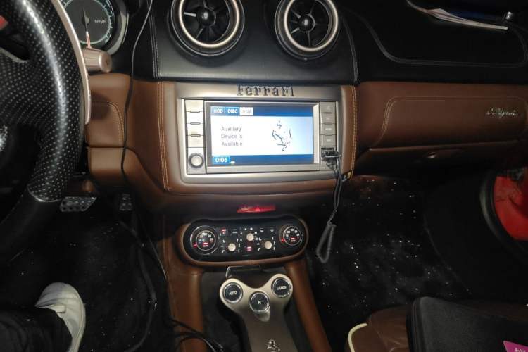 Used Ferrari California T 2009 4.3L Standard Edition Audio And AC Panel