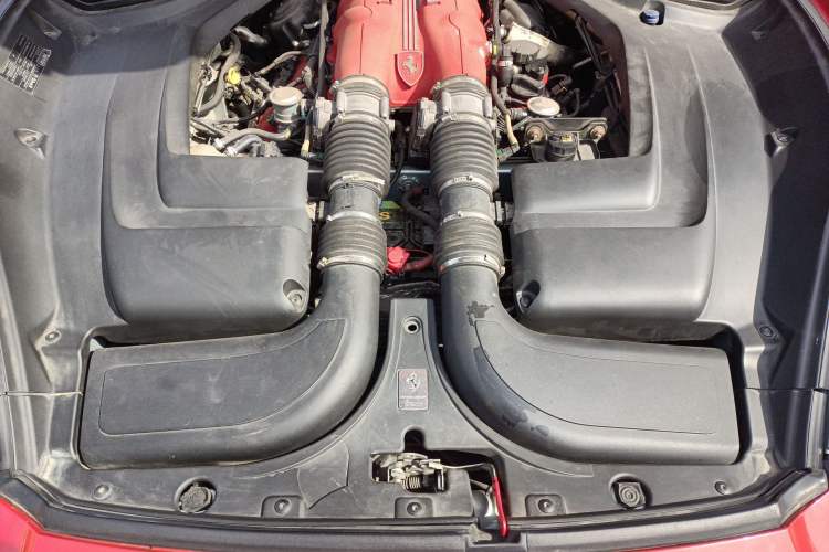 Used Ferrari California T 2009 4.3L Standard Edition Engine Bay