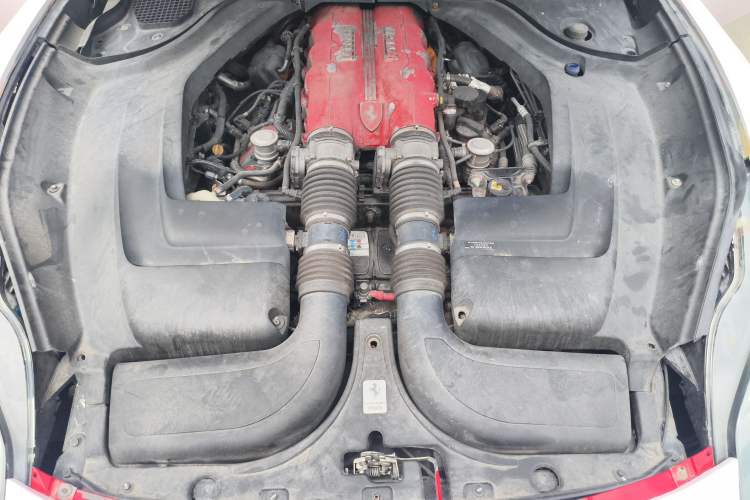 Used Ferrari California T 2009 4.3L Standard Edition Engine Bay