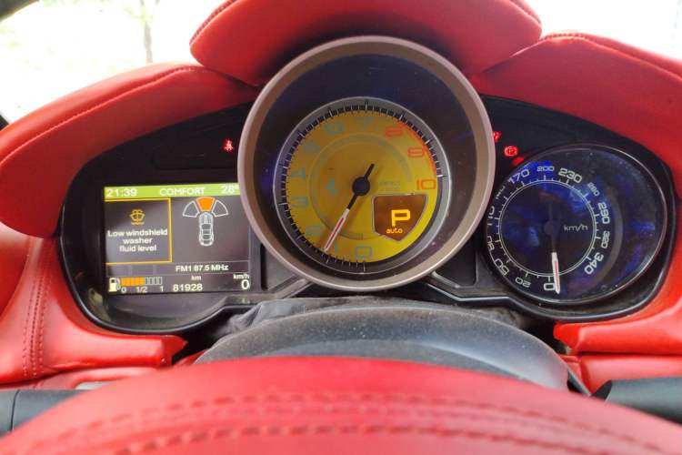 Used Ferrari California T 2009 4.3L Standard Edition Instrument Cluster