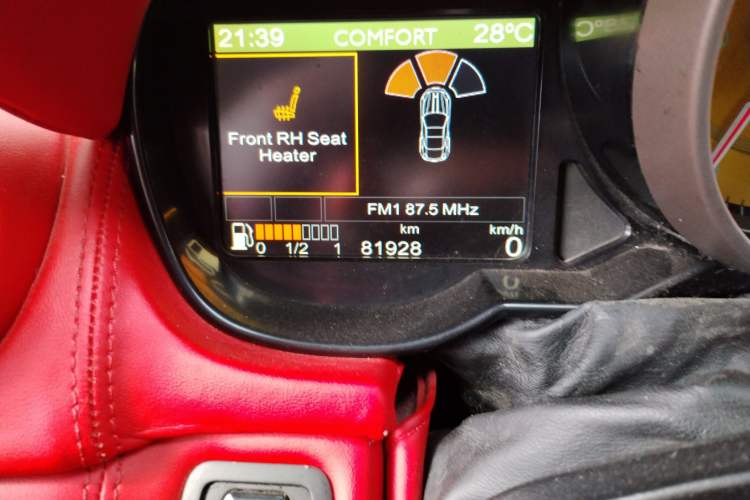 Used Ferrari California T 2009 4.3L Standard Edition Odometer Close Up