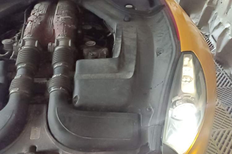 Used Ferrari California T 2009 4.3L Standard Edition Engine Bay Left