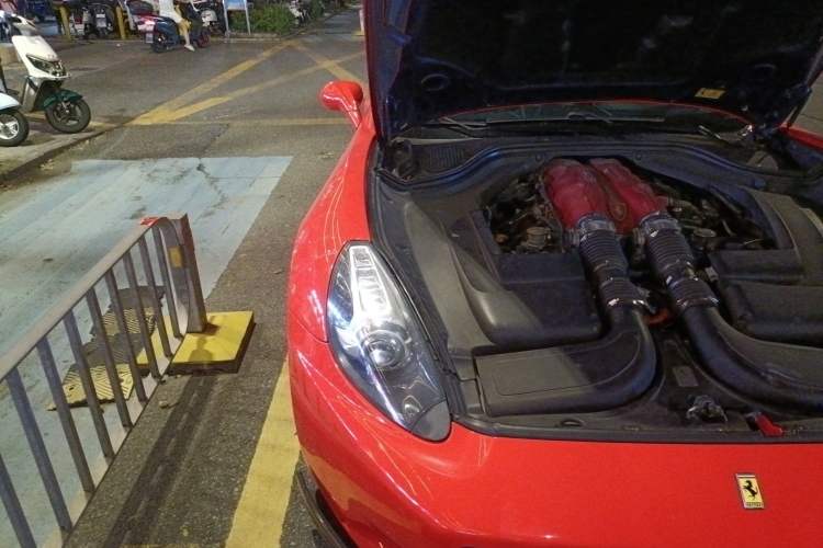 Used Ferrari California T 2012 4.3L Standard Edition Engine Bay Right