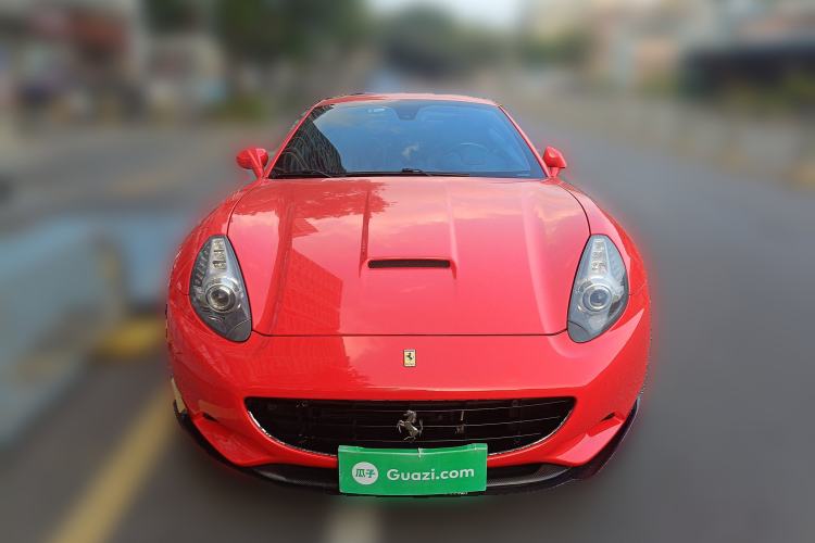 Used Ferrari California T 2012 4.3L Standard Edition Front