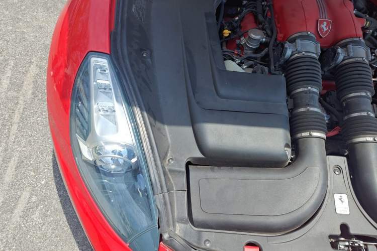 Used Ferrari California T 2012 4.3L Standard Edition Engine Bay Right