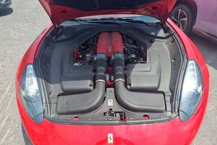 Used Ferrari California T 2012 4.3L Standard Edition Engine Bay