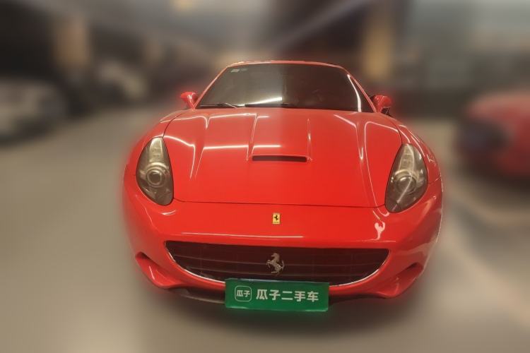 Used Ferrari California T 2012 4.3L Standard Edition Front