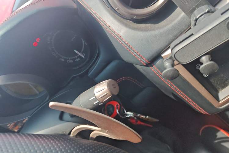 Used Ferrari California T 2012 4.3L Standard Edition Gear Lever