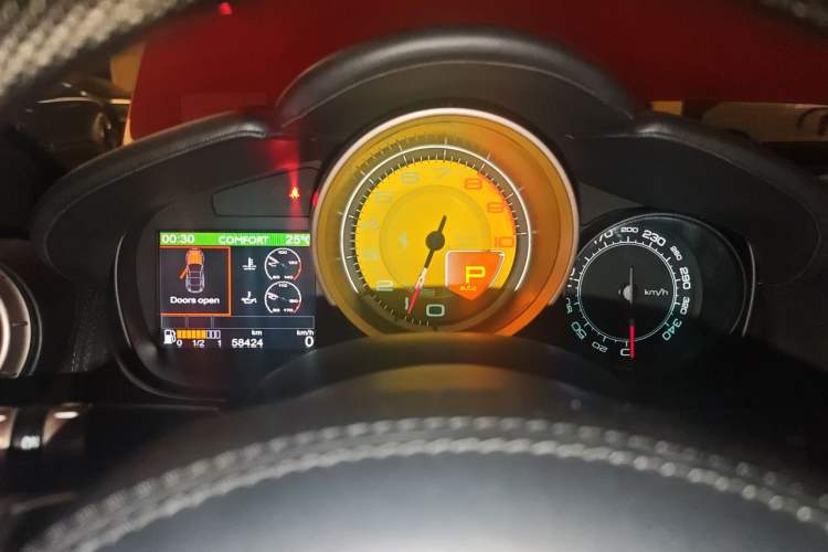 Used Ferrari California T 2012 4.3L Standard Edition Instrument Cluster