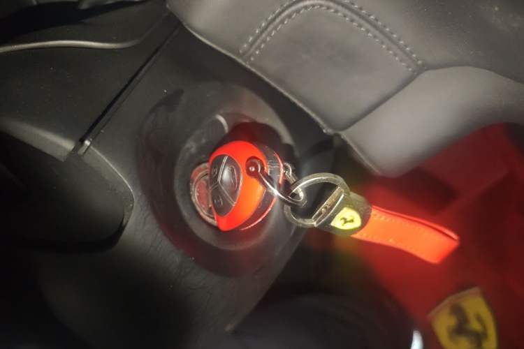 Used Ferrari California T 2012 4.3L Standard Edition Vehicle Key