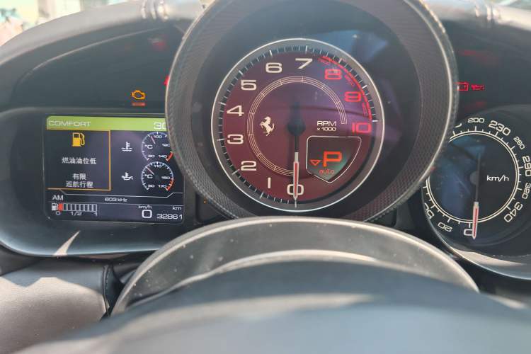 Used Ferrari California T 2015 3.9T Standard Edition Odometer Close Up
