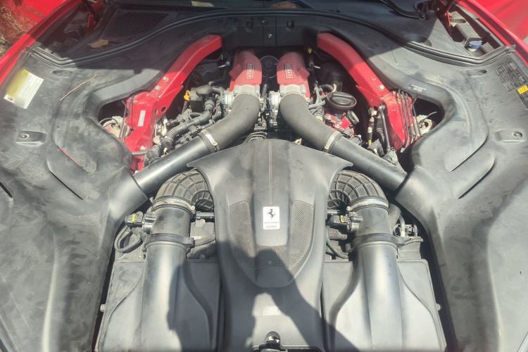 Used Ferrari Portofino 2018 3.9T Engine Bay