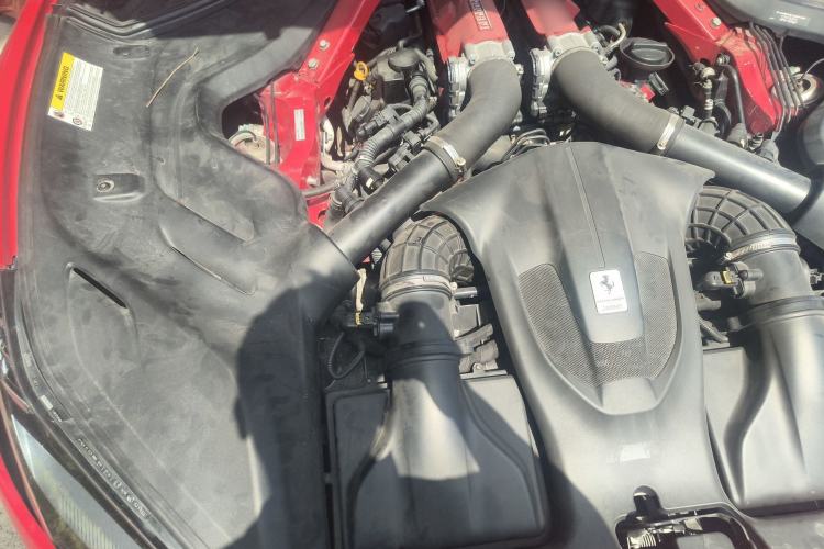 Used Ferrari Portofino 2018 3.9T Engine Bay Right