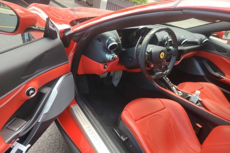 Used Ferrari Portofino 2021 3.9T M Driver Seat