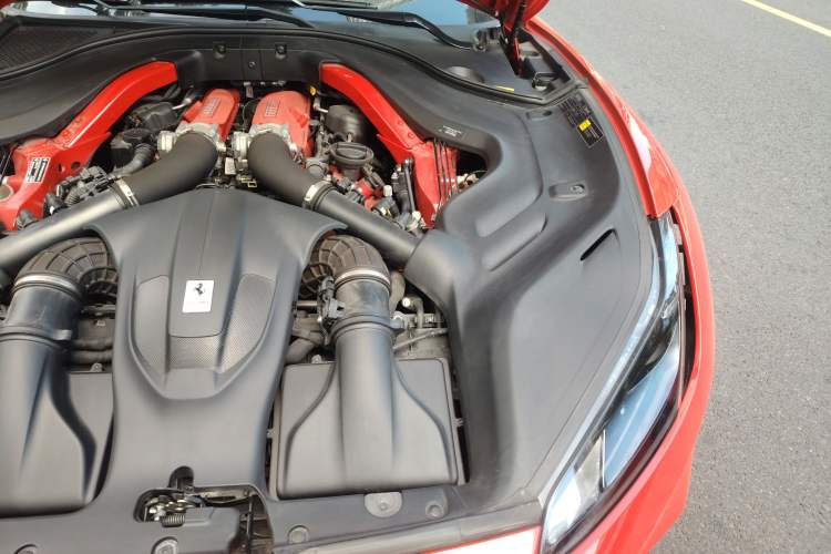 Used Ferrari Portofino 2021 3.9T M Engine Bay Left