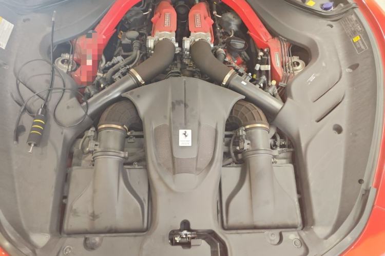 Used Ferrari Roma 2020 3.9T V8 Engine Bay