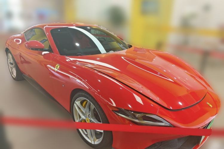 Used Ferrari Roma 2020 3.9T V8 Front Right 45 Deg