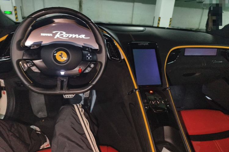 Used Ferrari Roma 2020 3.9T V8 Center Console