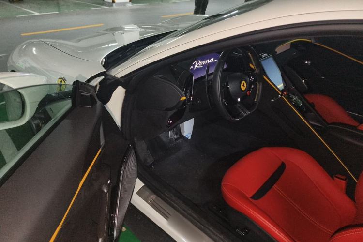 Used Ferrari Roma 2020 3.9T V8 Driver Seat