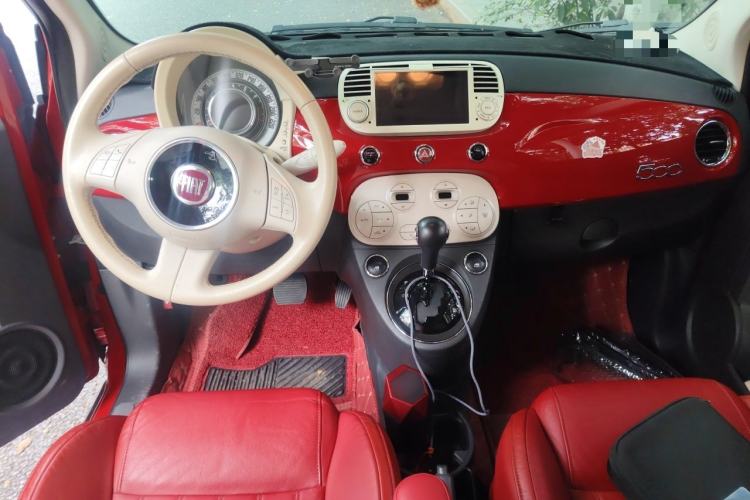 Used Fiat 500 2011 1.4L Fashion Edition Center Console