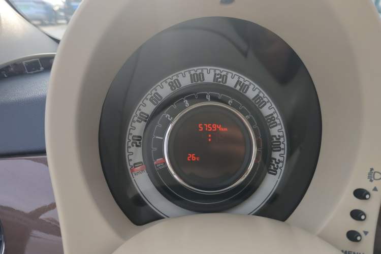 Used Fiat 500 2011 1.4L Fashion Edition Odometer Close Up