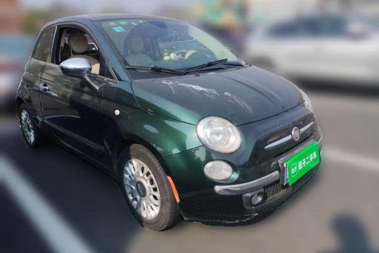 Used Fiat 500 2011 1.4L Deluxe Edition Front Right 45 Deg