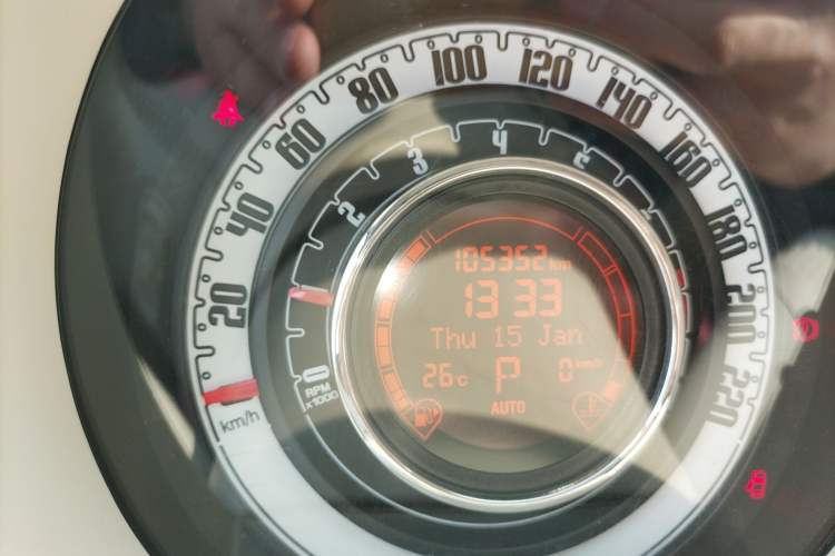 Used Fiat 500 2011 1.4L Deluxe Edition Odometer Close Up