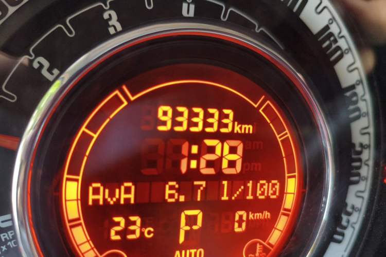 Used Fiat 500 2011 1.4L Fashion Edition Odometer Close Up