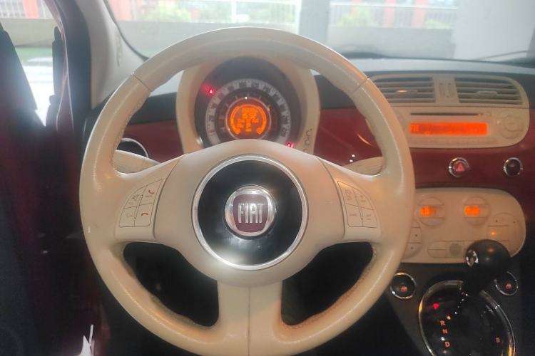 Used Fiat 500 2011 1.4L Deluxe Edition Steering Wheel