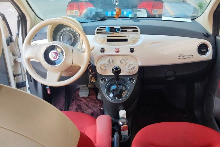Used Fiat 500 2011 1.4L Fashion Edition Center Console