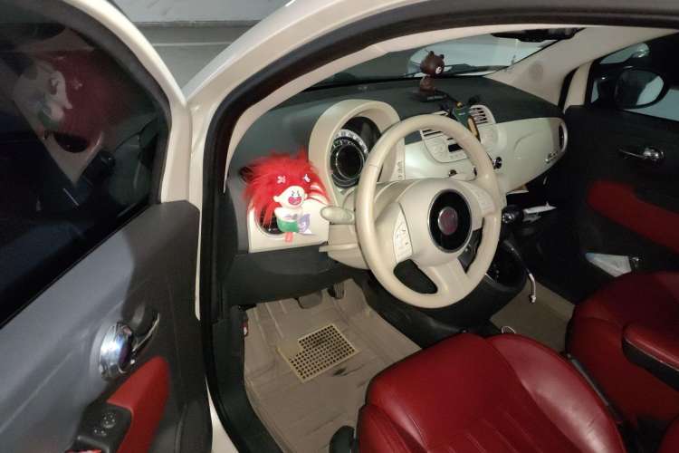 Used Fiat 500 2011 1.4L Deluxe Edition Driver Seat