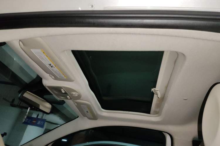 Used Fiat 500 2011 1.4L Deluxe Edition Headliner