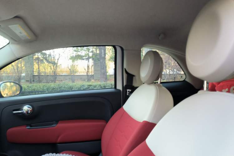 Used Fiat 500 2011 1.4L Fashion Edition Headliner