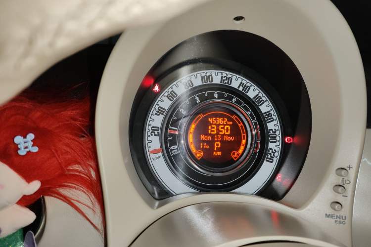 Used Fiat 500 2011 1.4L Deluxe Edition Instrument Cluster