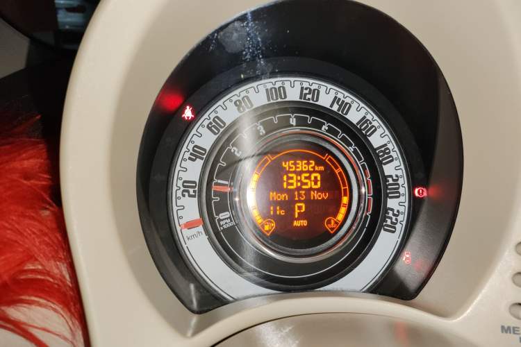 Used Fiat 500 2011 1.4L Deluxe Edition Odometer Close Up