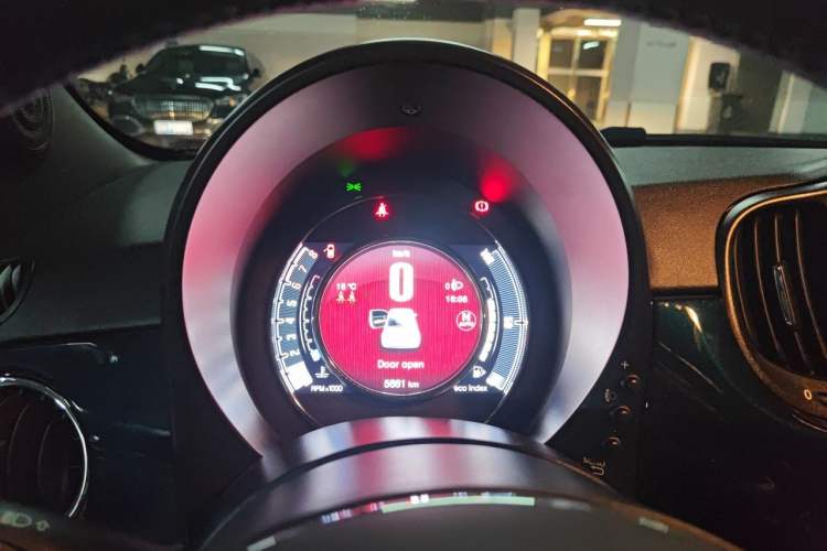 Used Fiat 500  Instrument Cluster