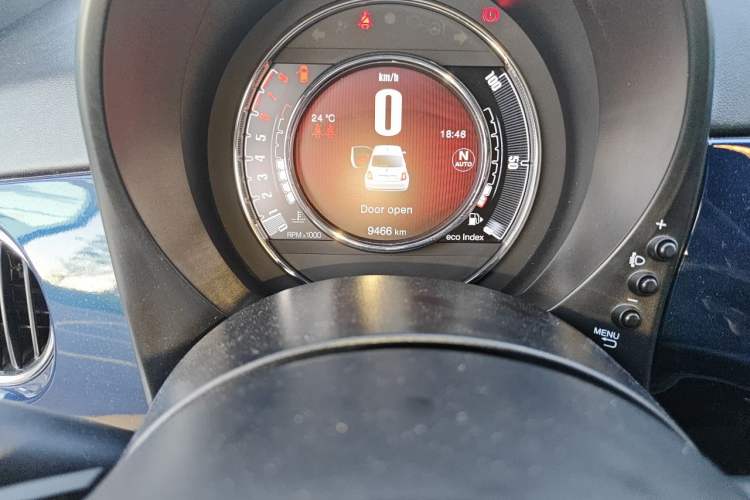 Used Fiat 500  Odometer Close Up