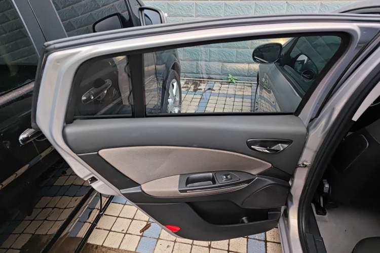 Used Fiat Bravo 2011 1.4T AMT Fashion Edition Left Rear Door Interior