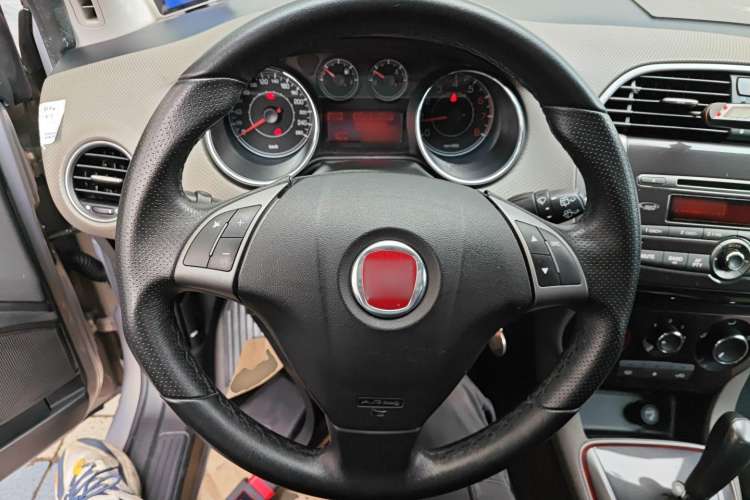 Used Fiat Bravo 2011 1.4T AMT Fashion Edition Steering Wheel