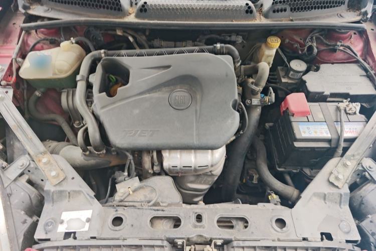 Used Fiat Bravo 2011 1.4T AMT Comfort Edition Engine Bay
